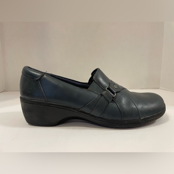 Clarks navy blue leather slide-on loafers shoes size 8 1/2 - Picture 3 of 10